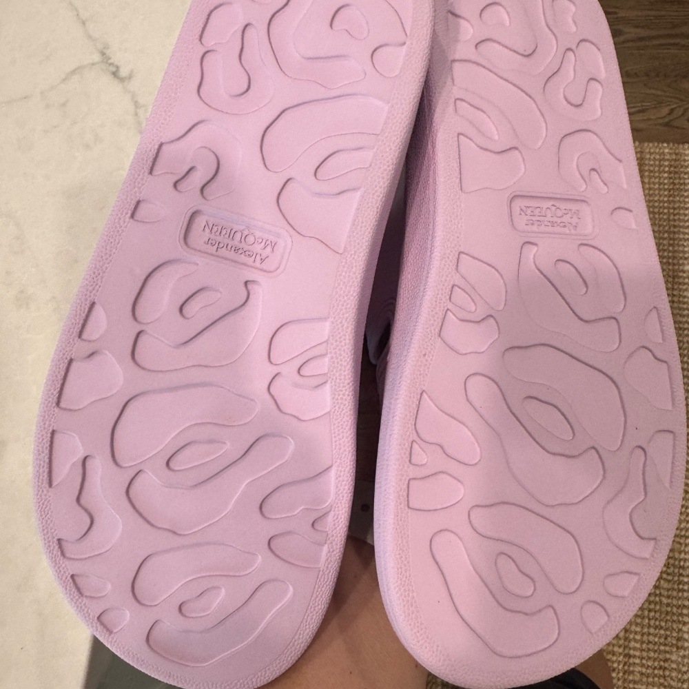 NEW in box Alexander McQueen Rubber sandal size EU 38.5 US 8.5 8 Lilac Silver - Picture 5 of 10